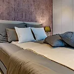 Luxury Indigo With Swimming Pool, Sauna And Jacuzzi In Kanica - Rogoznica סביד