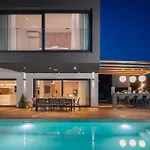 Luxury Indigo With Swimming Pool, Sauna And Jacuzzi In Kanica - Rogoznica וילה