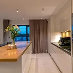 Luxury Indigo With Swimming Pool, Sauna And Jacuzzi In Kanica - Rogoznica וילה *