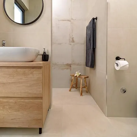 Luxury Indigo With Swimming Pool, Sauna And Jacuzzi In Kanica - Rogoznica *