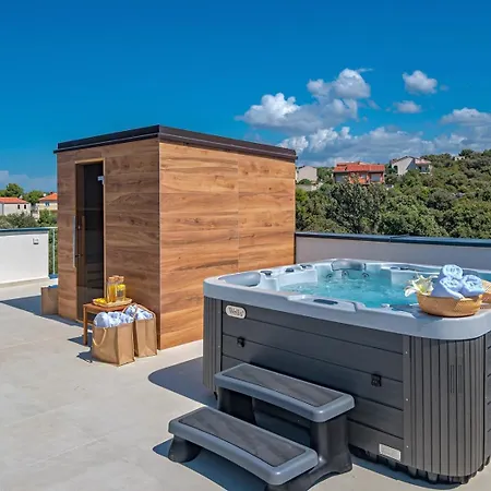 Luxury Indigo With Swimming Pool, Sauna And Jacuzzi In Kanica - Rogoznica Villa Sevid