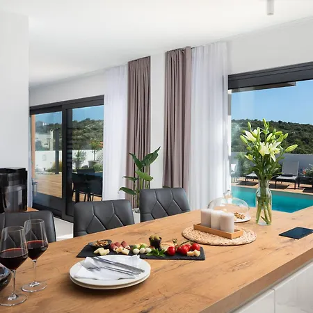 Villa Luxury Indigo With Swimming Pool, Sauna And Jacuzzi In Kanica - Rogoznica